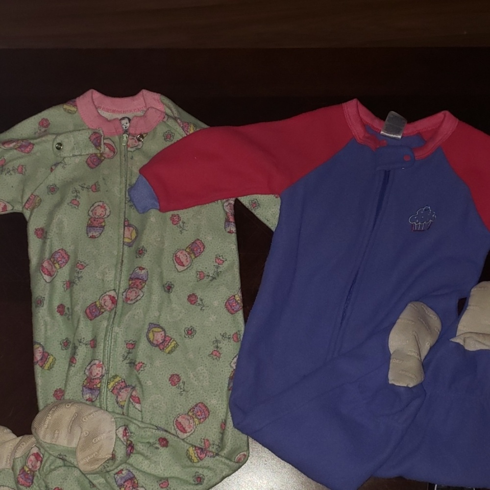 Set of 2 18mo footie pajamas
